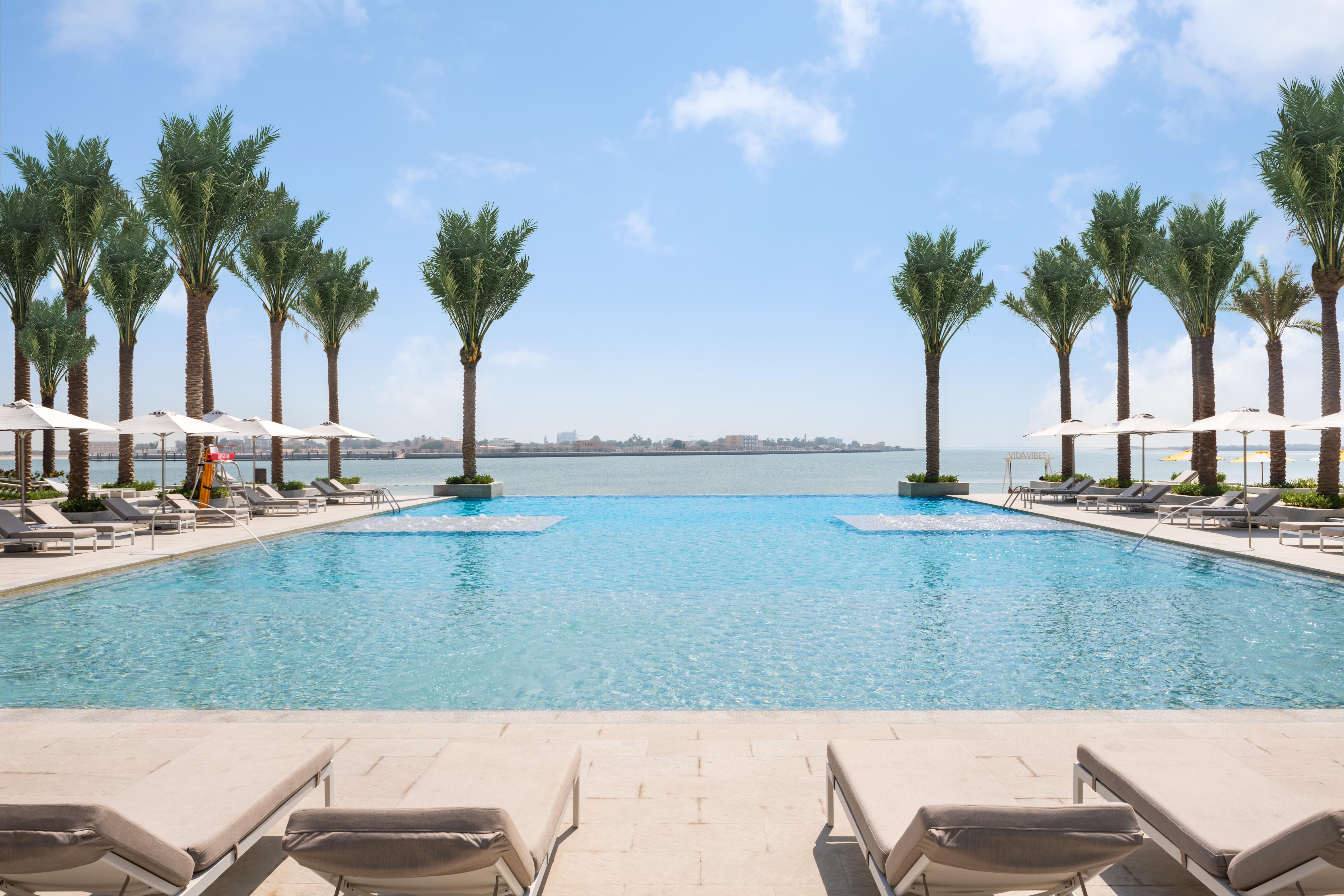 Vida Beach Resort Umm Al Quwain Eksteriør billede The Cove, Atlantis, The Palm